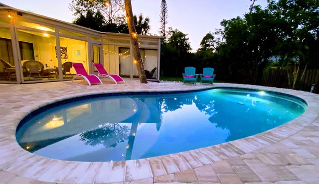 The Pink Palm on Siesta Key