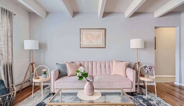 The Pink Pearl, 1BD, 30 Day, Wash Park West