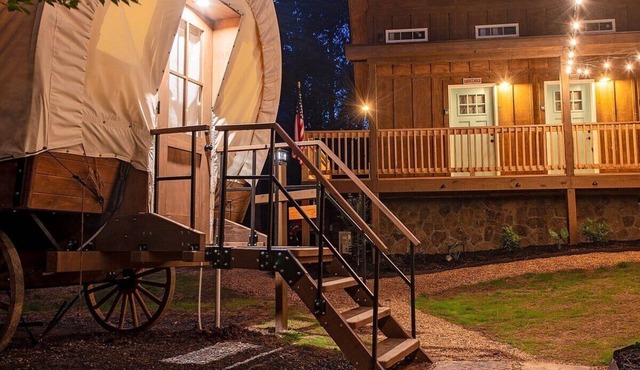 The Pioneer | Real Covered Wagon | King Bed & Bunk