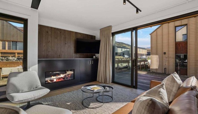 The Pisa – Premium Cardrona Escape with Views