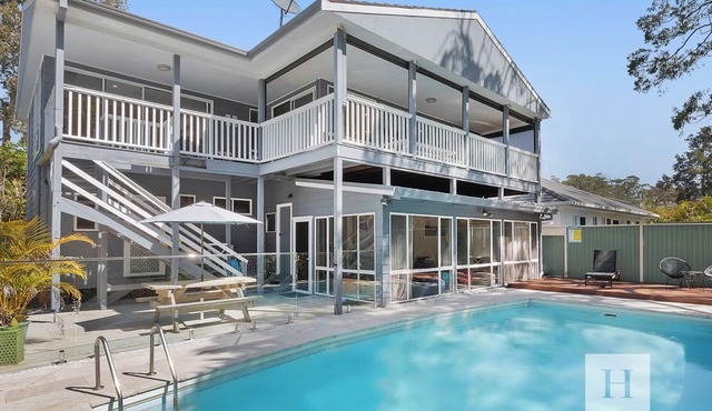 The Place - Pool, Lake, Kayaks & much more!