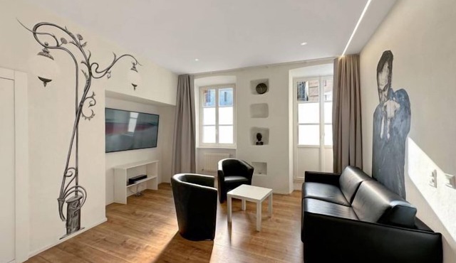 The Place to Be in Sion - Vieille ville de Sion