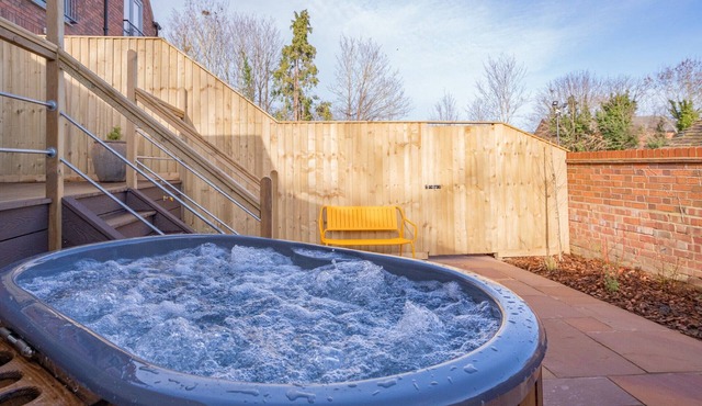 The Plum Tree - Pershore