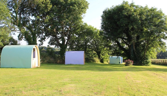 The Pod Garden- Cozy glamping pod, rural location