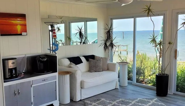 The Point - Amazing views and private sandy beach