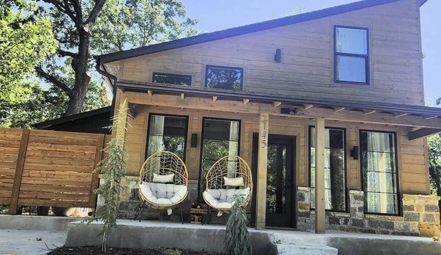 The Pointe Guesthouse