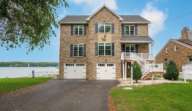 The Pointe is on the Elk River on the Upper Chesapeake Bay