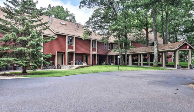 The Pointe Resort & Club 1 Bedroom Condo
