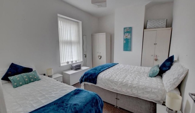 The Pomfret House, Perfect Guest Villa of Burnley