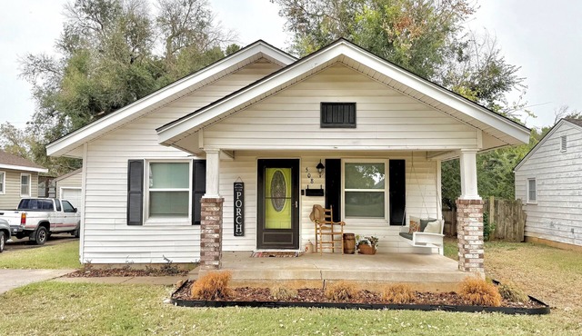 The Poncan, 3bedroom/1bath house in Ponca, pets ok w/fee, WiFi, Central locale