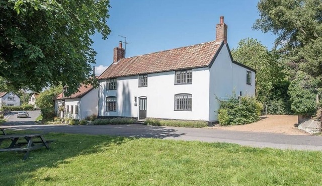 The Pond House, Westleton