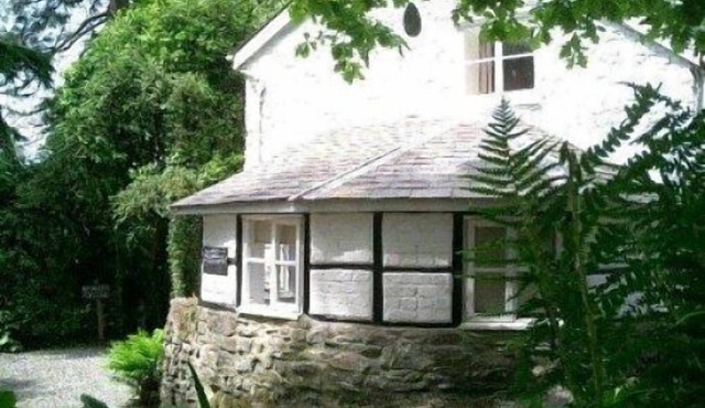 The Pool Cottage