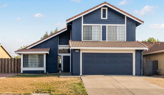 The Pool House in Napa Valley! Sleeps 12! Pets ok!