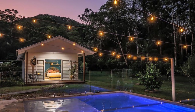 The Poolhaus Retreat - Peaceful Private Studio