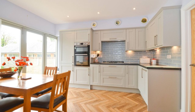 The Poppies, Brighstone