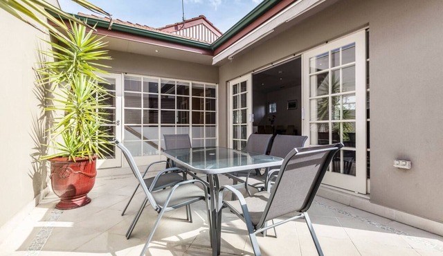 The Poppy Townhouse Chic with Country Flair