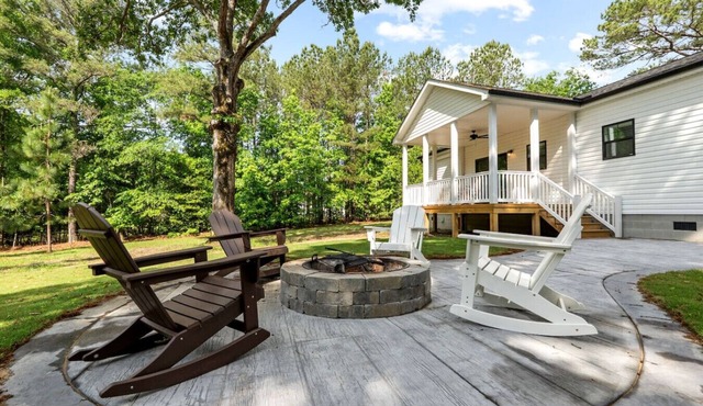 The Porch and Pines Cottage
