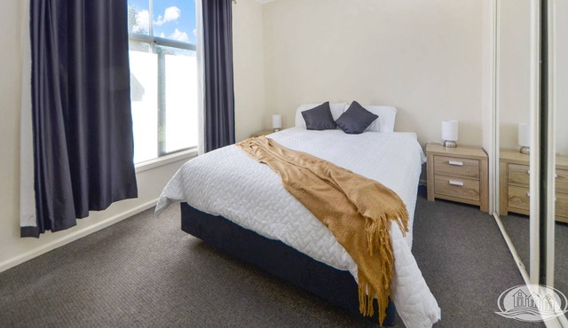 The Portland Nine - family holiday or fisherman's delight