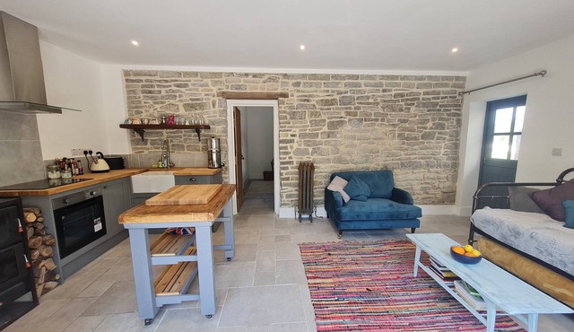 The Potting Shed - Dog Friendly Cottage with Fields to Roam near Glastonbury