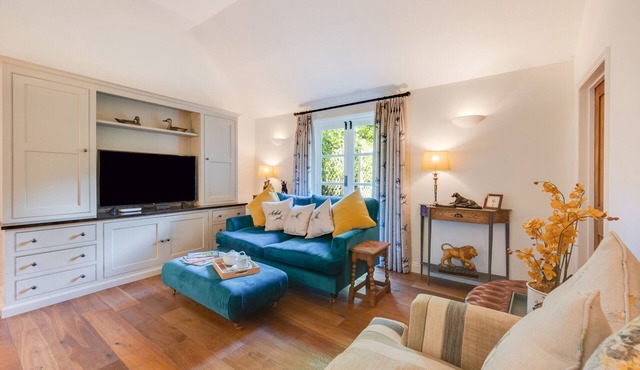 The Potting Shed - One Bedroom House, Sleeps 2