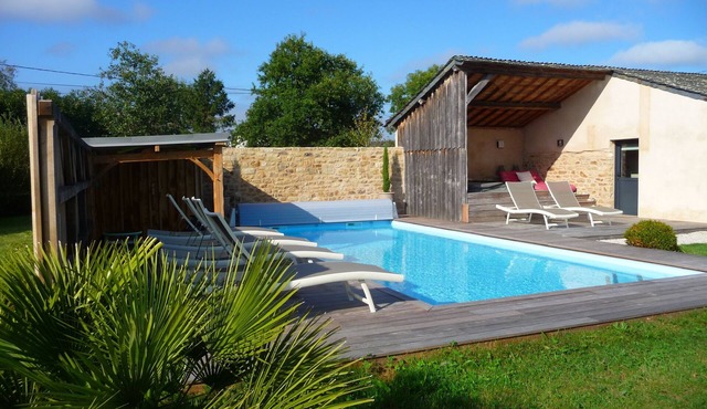 The Pré Verdine, luxury 5-star cottage, voted the most beautiful cottage in France, near the gulf