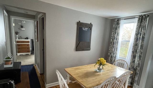 The President’s Cottage: Entire Home In Wooster