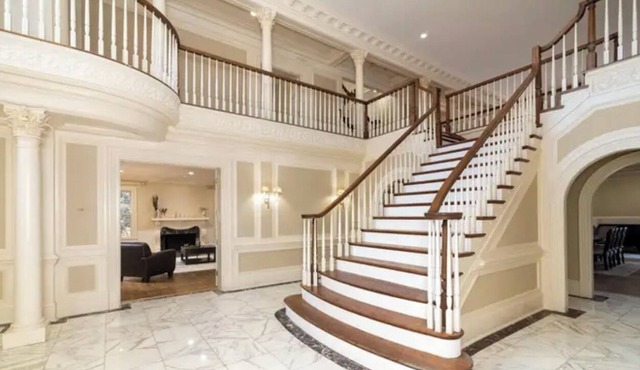 The Prestige Palace…