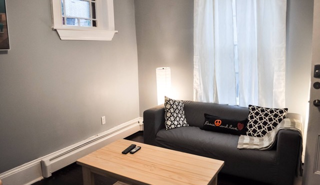 "The Preston" Downtown CORE close to everything