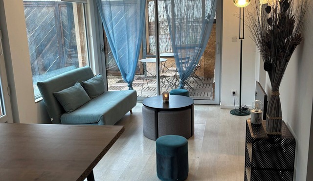 The pretty atypical Brivistes homes