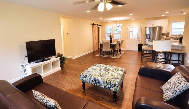 The Pullman Mod: Stylish 4br