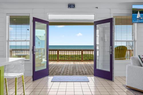 The Purple Pelican Coastal Charm Comfort