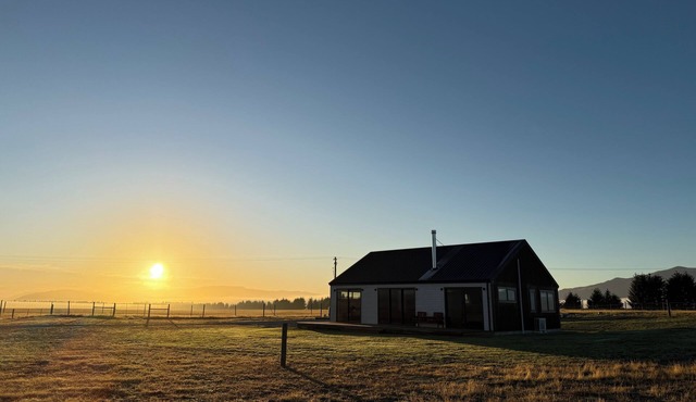 The Pyramid - Whakangā