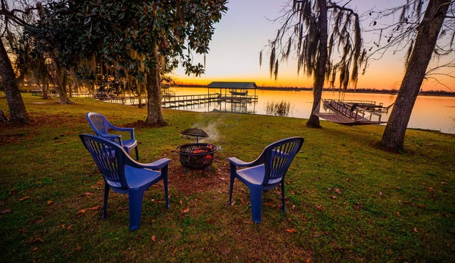 The "Q'whack Shack" on the Beautiful Lake Seminole with dock and boat storage