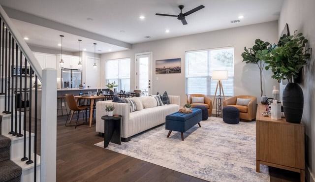 The Quad: 4 Modern Suites, Private Yard & Grill, 2 Miles to Kyle Field