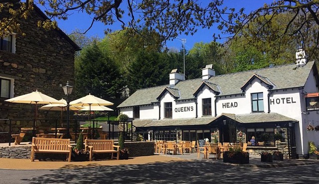 The Queen's Head Hotel