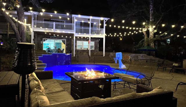 The Quiet Waterfront Escape - Loaded with Amenities