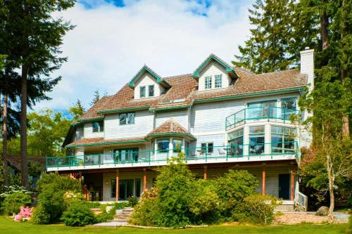 The Quintessa Estate