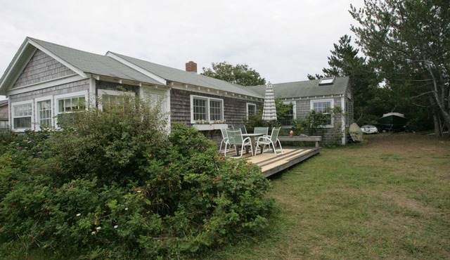 The Quintessential Traditional Nantucket Vacation!