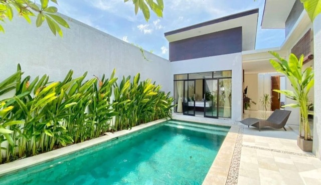 The R Villa Toba| 2BRTropical Escape/Pool & Bikes