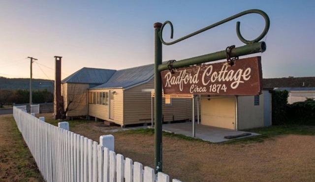 The Radford Couples Cottage Heart of Stanthorpe