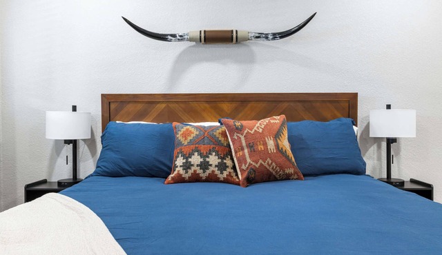 The Rae Sequoia Motel RM5