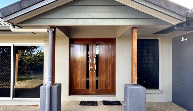 The Ranch - 4brm/3bth/AC/Pooln10 minutes from most everything