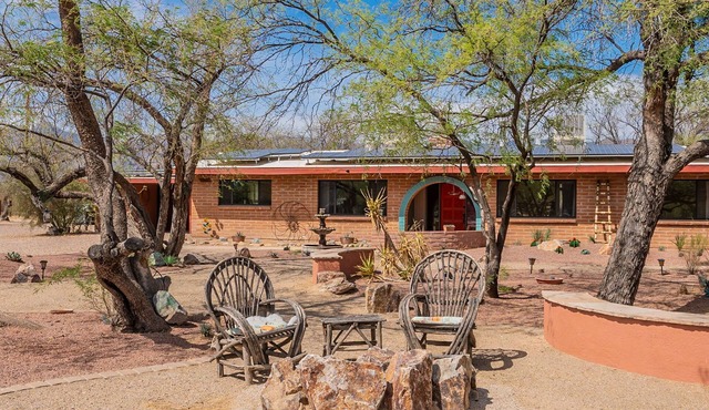 The Ranch! A+ views, serene nature & pool on one of the best roads in Tucson!