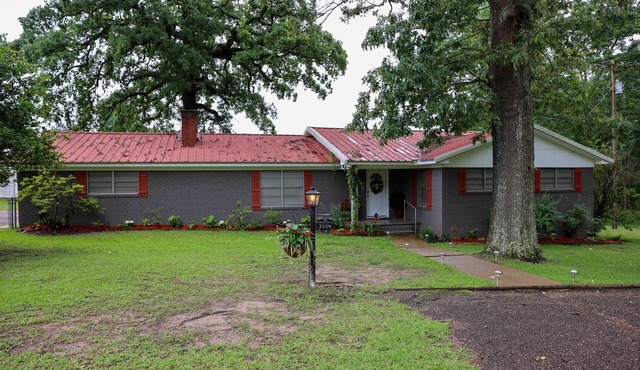 The Ranch House at Lake O' the Pines