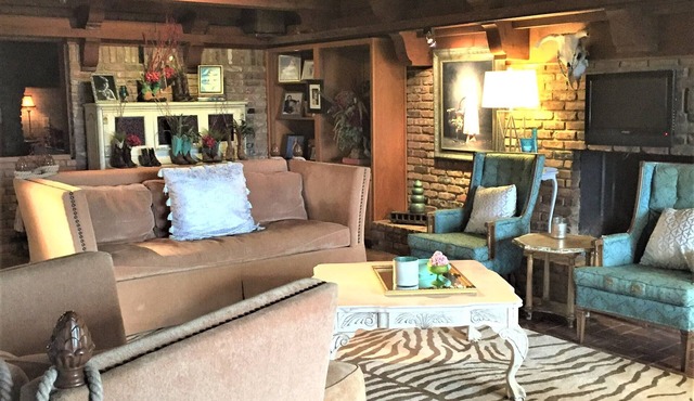 The Ranch House Retreat, small corporate venue, small outdoor wedding venue