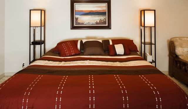 THE RANCH ROOM - Mountain Lakeview Lodge ~ Enjoy your stay!