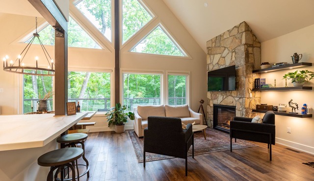 The Ravine In Calabogie - Luxury Chalet