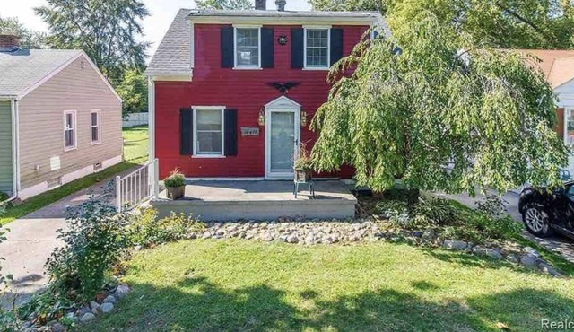 ★ The Red House ★ | New & Modern home