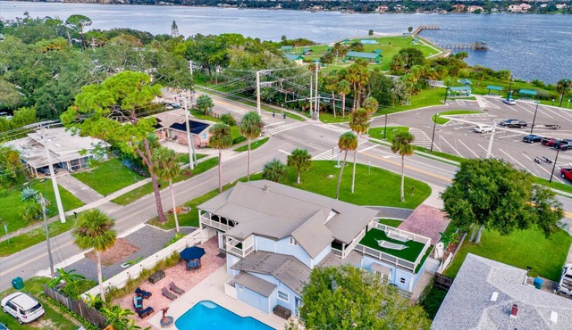 The Real McCoy: Historical Charm w/Pool, Views