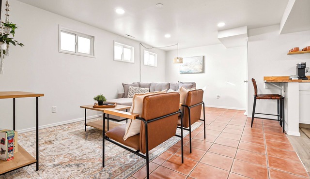 The Recharge-2 bedroom unit with in-unit washer & dryer, large TV, & kitchenette